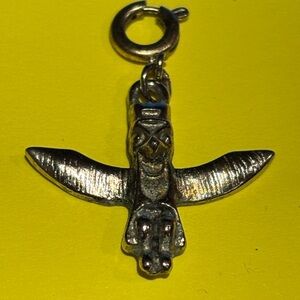 Elegant 925 Silver Alaskan Totem Pole Pendant Bracelet Charm
